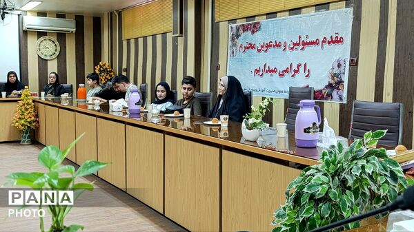 تجلیل از پژوهشگران برتر دانش‌آموزی در ششمین جشنواره علمی‌پژوهشی