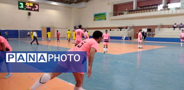  مسابقه فوتسال بین تیم‌های خبرنگاران و تیم آتش‌نشانان مشهد