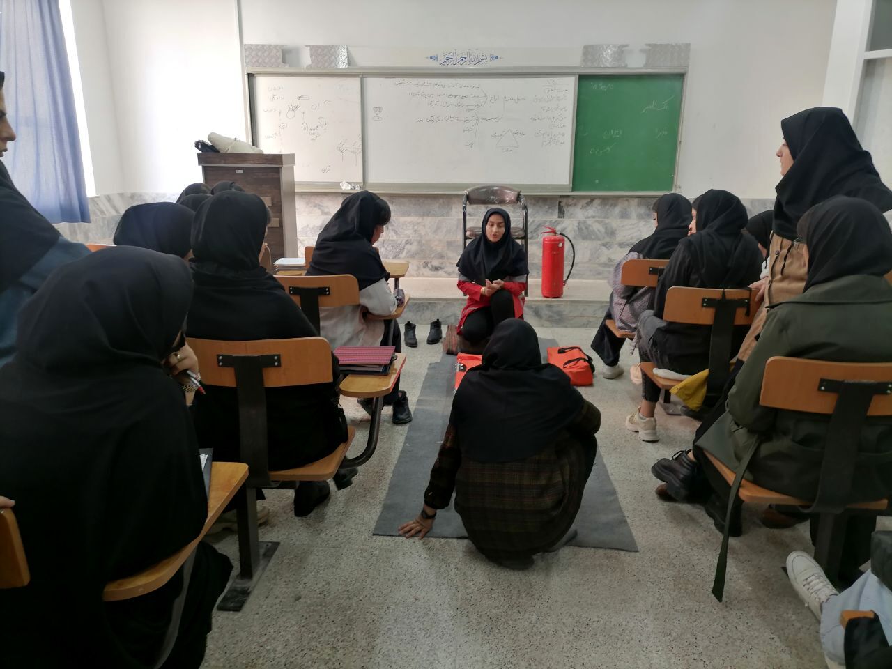برگزاری دوره‌های مقدماتی هلال احمر در دانشگاه آزاد اسلامی شیروان