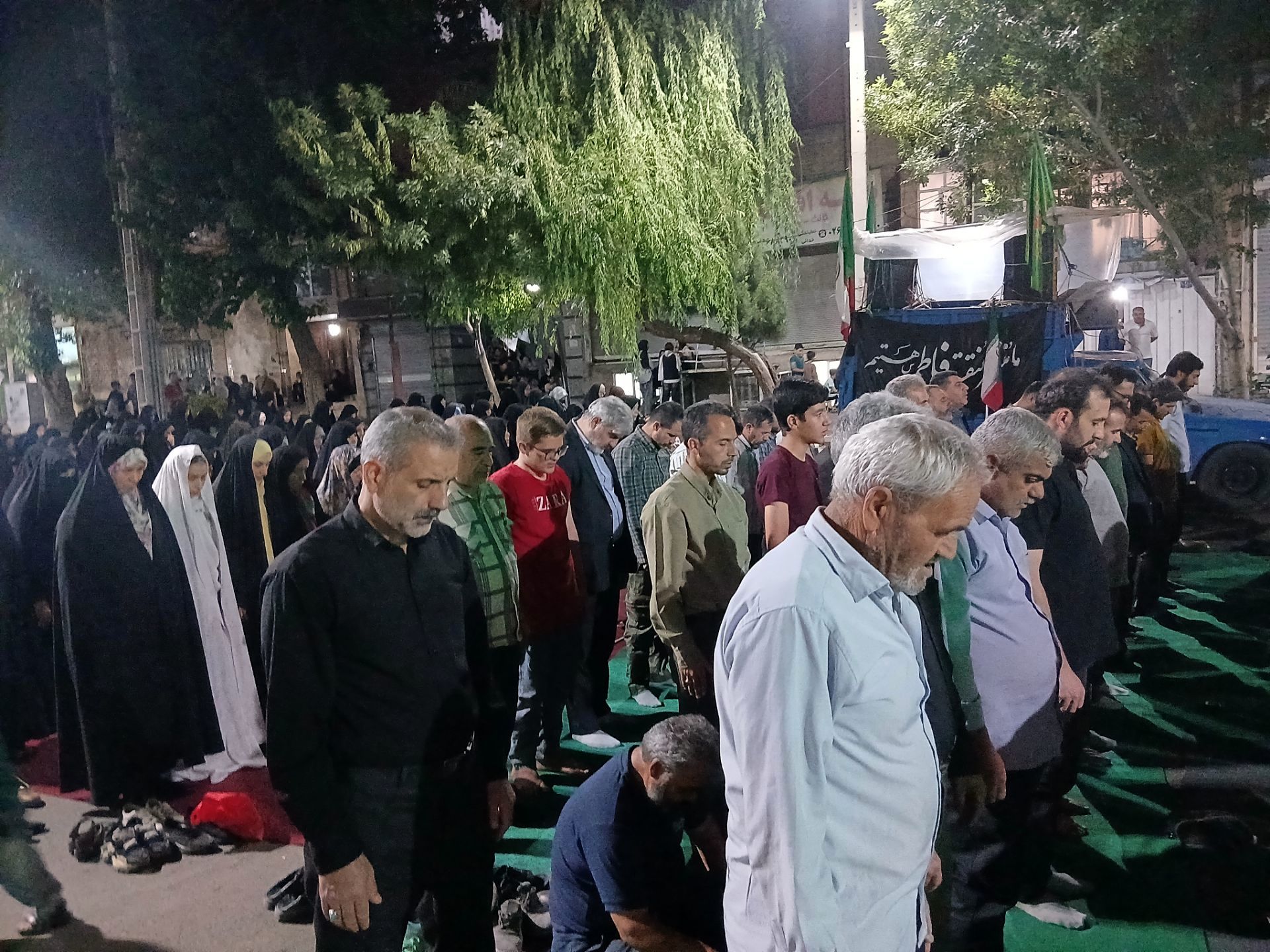 نماز استغاثه در خروش حماسی هفتاد و پنجم