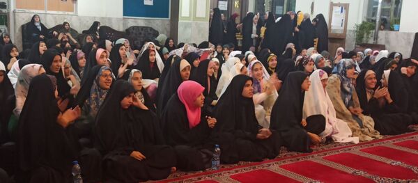 اعتکاف دانش آموزان پیشتاز در مسجد امام رضا شهرکرد 
