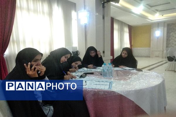 دوره و کارگاه تعاملی مربی، راهبر نسل جدید در مشهد