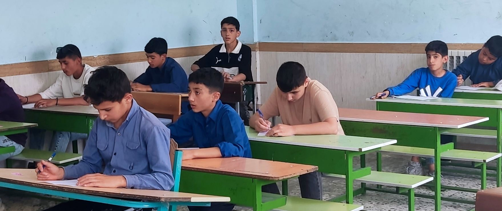 آغاز امتحانات نوبت دوم در دبیرستان ابوریحان ۲