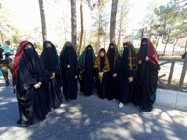 جاماندگان اربعین حسینی در  راهپیمایی حرم تا حرم نیشابور 