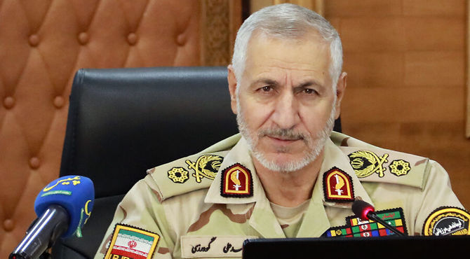 مرزبانان با چشمانی بیدار مرزهای کشور را به صورت لحظه‌ای رصد و کنترل می‌کنند