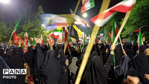 نوجوانان و محرم، بازخوانی درس آزادگی در روزگار پر خبر امروز