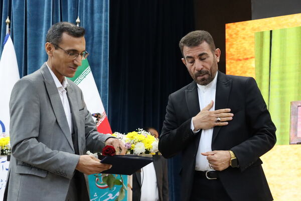 تجلیل از معلمان نمونه استان بوشهر 