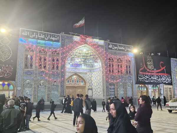 مراسم احیاء شب نوزدهم ماه مبارک رمضان(لیالی قدر) در نجف ایران
