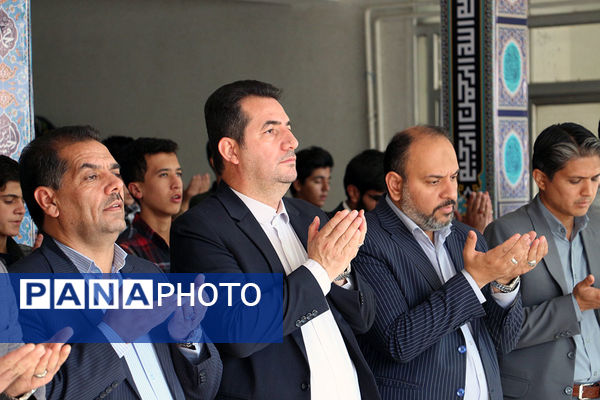 حضور معاون پرورشی و فرهنگی وزیر آموزش و پرورش در آیین اعزام دانش‌آموزان به راهیان نور