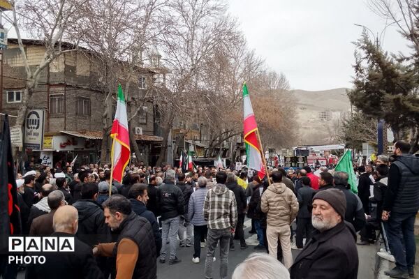 بیعت با سومین امام انقلاب در رودهن 