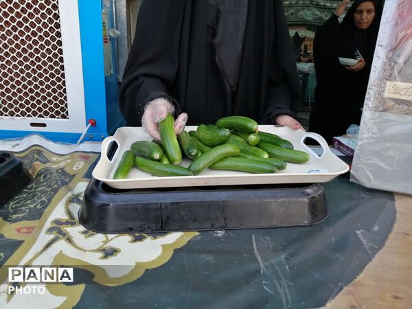  خدمت صادقانه خادمان و پذیرایی گرم از زائران در موکب تنکمان