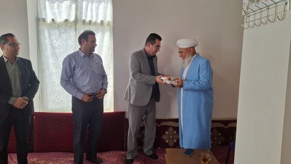 برگزاری آیین خشت گزاری طرح مدرسه اولیا 