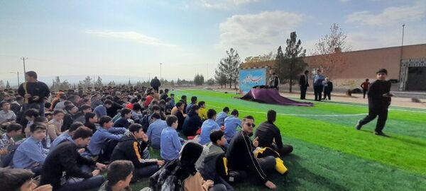 همایش تجلیل از دانش‌آموزان برتر مسابقات قرآن، عترت نماز شهرستان خلیل‌آباد 