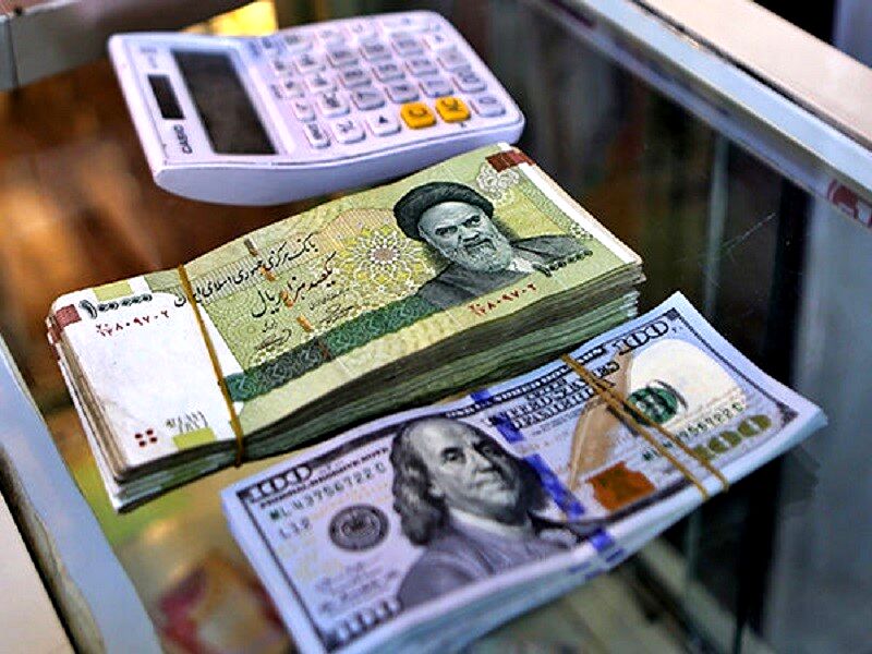 ثبات اسکناس دلار و افزایش اندک یورو در مرکز مبادله