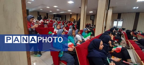 برگزاری چهل‌وسومین جشنواره فرهنگی و هنری فردا در البرز