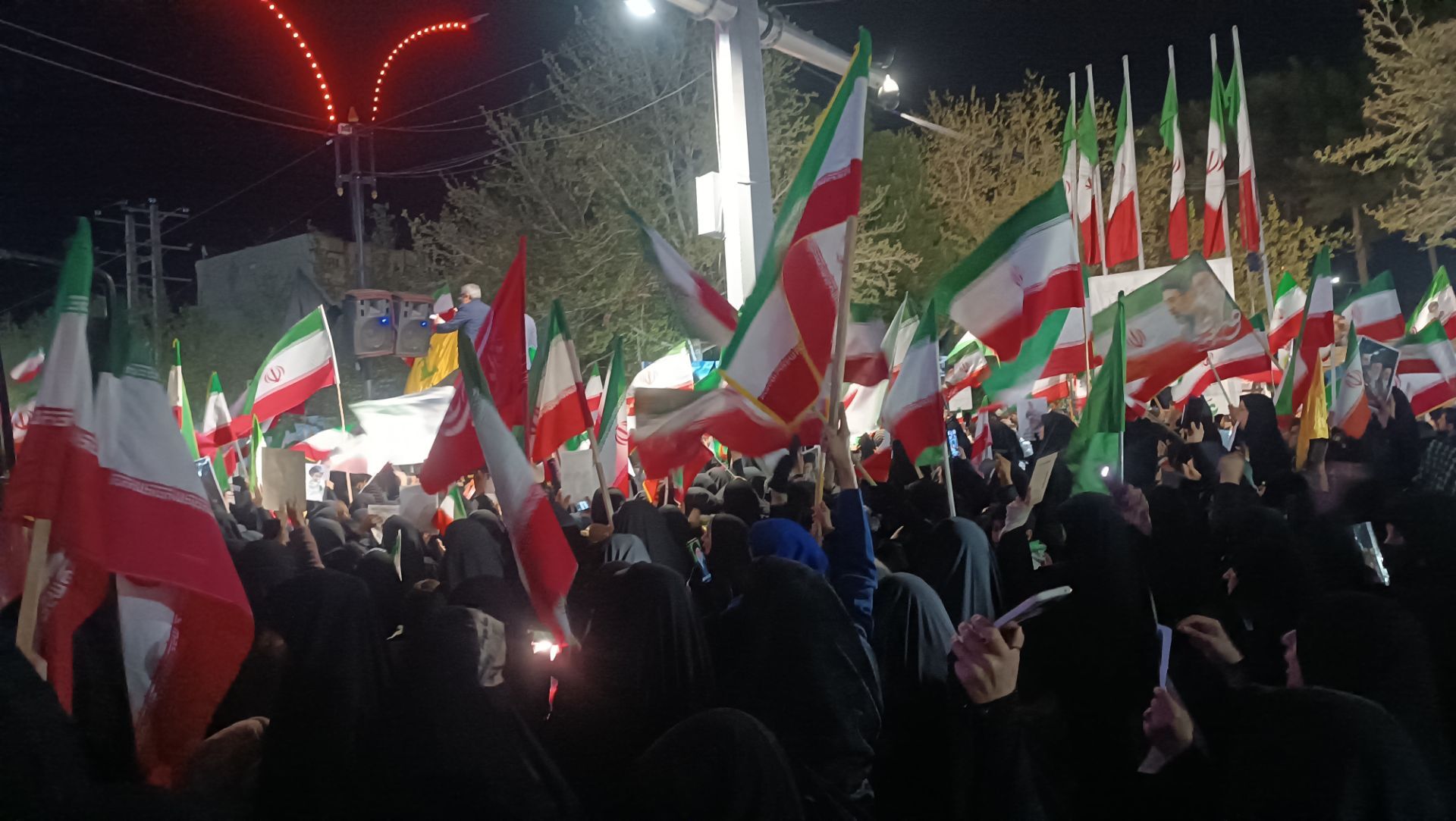 ۲۴ شب ایستادگی کاشمری ها