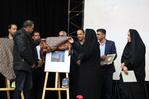 هفته کتاب با «مفاخر قلم» آغاز شد