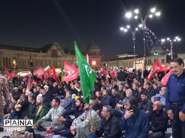 بازخوانی شکوهِ وفاداری به رهبر شهید در همدان