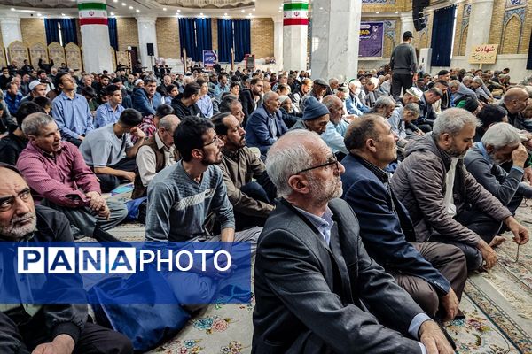 میز خدمت اداره فرهنگ شهرستان ری در مراسم نمازجمعه باقرشهر و کهریزک 