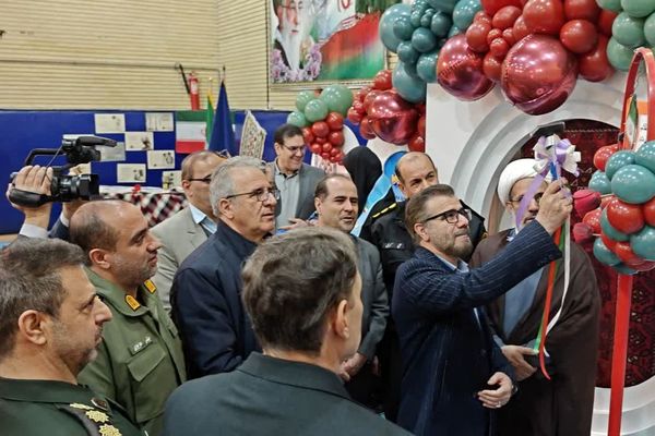 نواختن زنگ انقلاب در مدارس کرمانشاه 