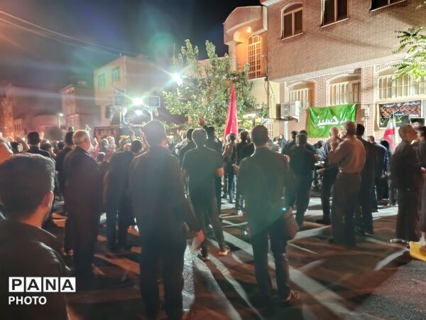 همراهی هیات زینب کبری(س) با کاروان نمادین اسرای کربلا