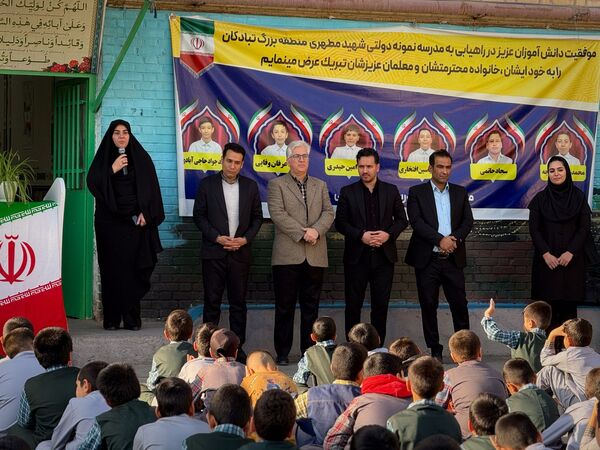 افتتاح کتابخانه در دبستان شهید اسلامی تبادکان 
