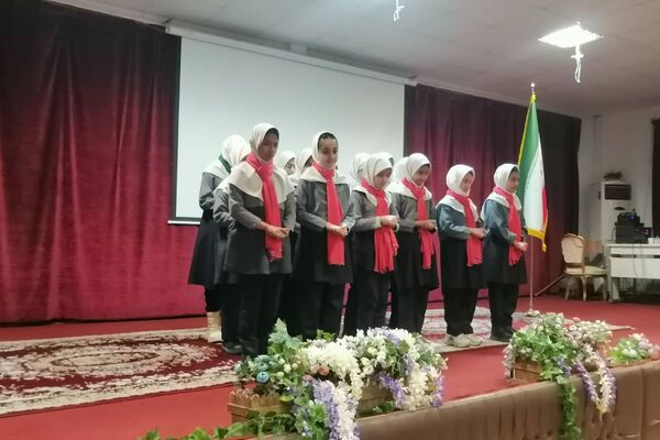 جشنواره دانش‌آموزی سرود در هنرستان سعادت پردیس 
