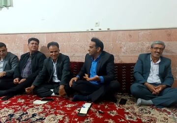 نشست فرماندار با اصناف و بازاریان گناباد 