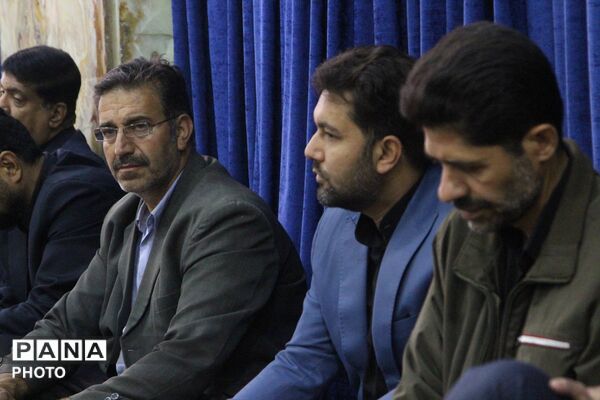 هفتمین روز بزرگداشت امام امت در مسجد روضه محمدیه یزد