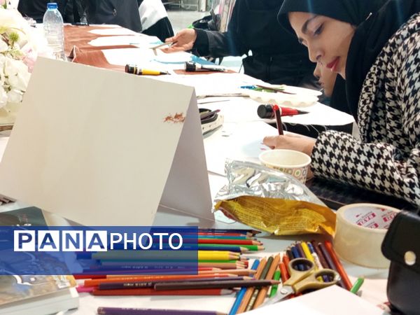 قاب‌های دانش‌آموزی در نمایشگاه قرآن و عترت مصلی تبریز