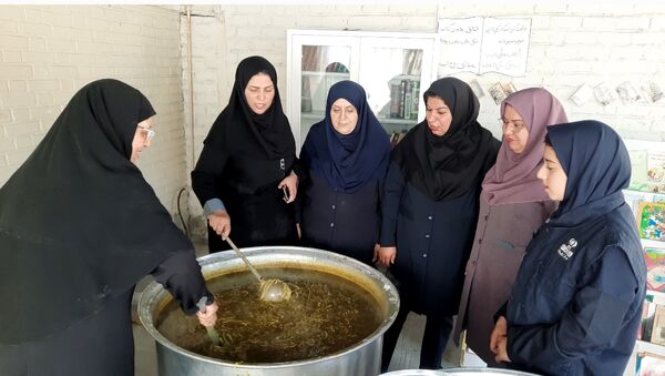 اولین جلسه حجاب و عفاف در دبیرستان فرهنگیان ناحیه۷ مشهد 