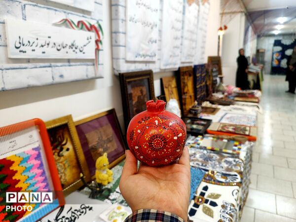 جشنواره‌های فرهنگی هنری «امید فردا» و «پرسش مهر» در کرج