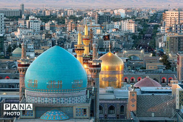 تشییع پیکر رهبر شهید انقلاب در مشهد مقدس-۱
