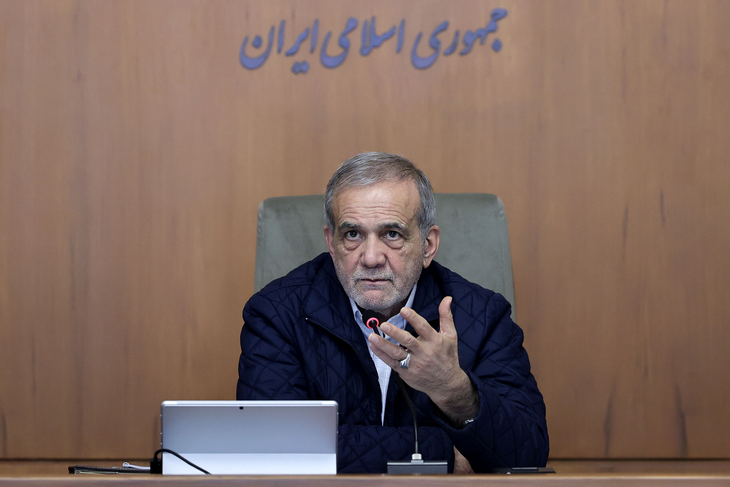 تحقق دولت الکترونیک به‌گونه‌ای باشد که با حملات سایبری، کل سیستم دچار اختلال نشود
