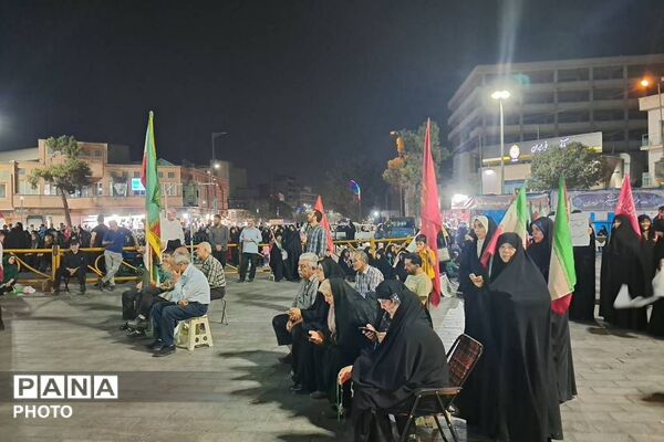 حضور دانش‌آموزان دبیرستان اسلامی تزکیه ناحیه دو شهرری در تجمعات شبانه 