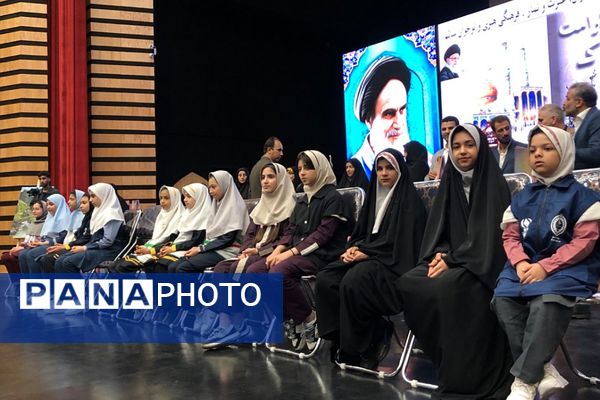 تقدیر از دختران برتر خبرگزاری پانا،رشته‌های قرآنی و فرهنگی و هنری ناحیه دو شهرری 