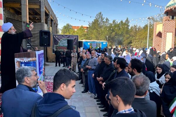 یوم الله در خاورشهر