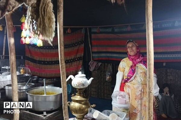 جشنواره گلاب گیری میناب با عطر شهدا 