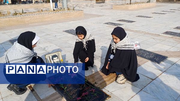دیدار با خانواده شهدا به رسم عاشقی