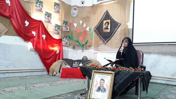 یادواره شهدای دانش‌آموزی در مدارس پسرانه و دخترانه اقلید  
