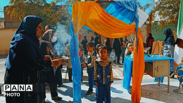 جشن شکوفه‌ ها؛ آغاز یک مسیر تازه برای کلاس اولی‌ ها