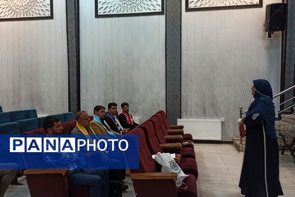 کارگاه آموزش مهارت‌های تشکیلات سازمان دانش‌آموزی ویژه مربیان کهریزک 