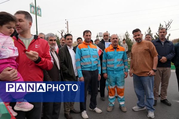 حضور پرشور مردم همیشه در صحنه محمدشهر در راهپیمایی روز قدس 