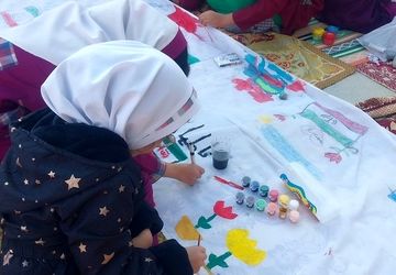 نقاشی همگانی به مناسبت دهه فجر