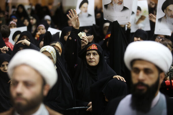 اجتماع بزرگ «فداییان ولایت، مدافعان وطن» در قم