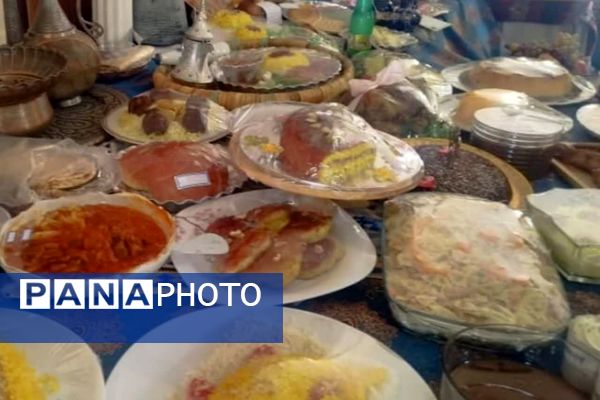 جشنواره غذاهای محلی شاهد 16، عطر سنت در حیاط مدرسه