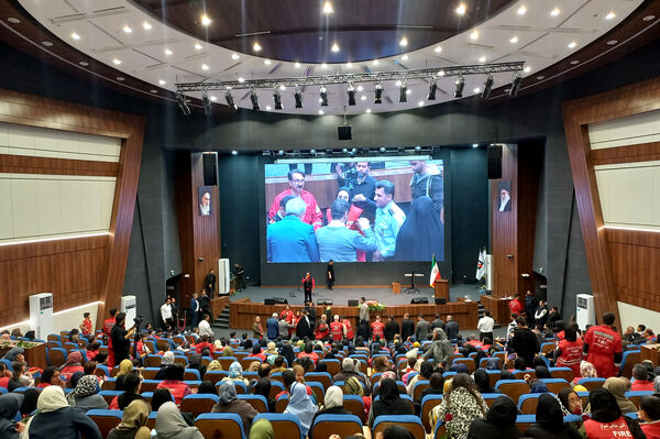 گردهمایی بزرگ داوطلبان آتش‌نشانی 