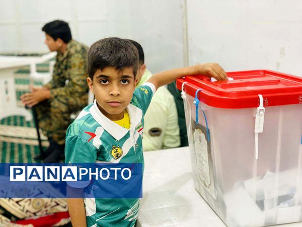 حضور پرشکوه مردم مه ولات در دور دوم انتخابات ریاست‌جمهوری