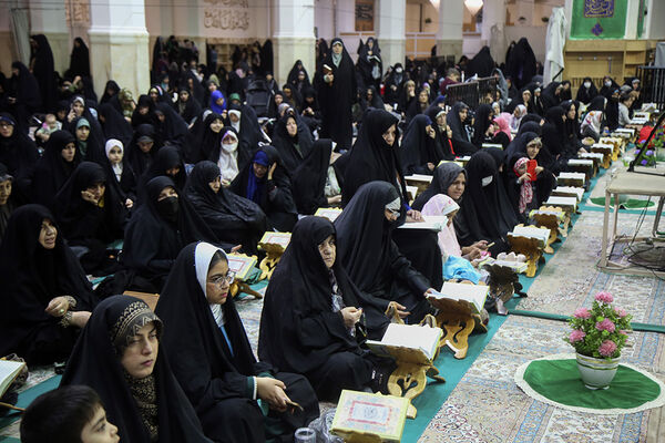 جشن میلاد امام علی(ع) در حرم حضرت معصومه(س) با تلاوت قاریان نوجوان 
