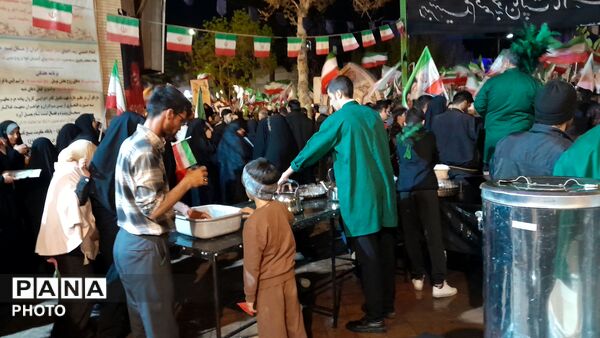 گذری بر چایخانه حضرت فاطمه زهرا در یازدهمین روز از سال ۱۴۰۵